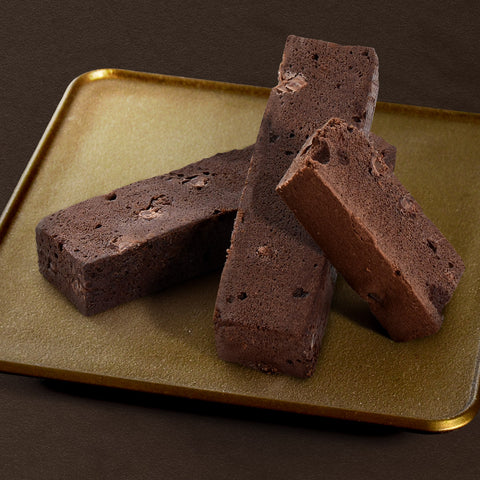【ひとくちで贅沢】しっとり濃厚チョコスティックケーキ 6本セット